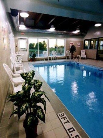 Lakeview Inns & Suites - ברנדון שירותים תמונה