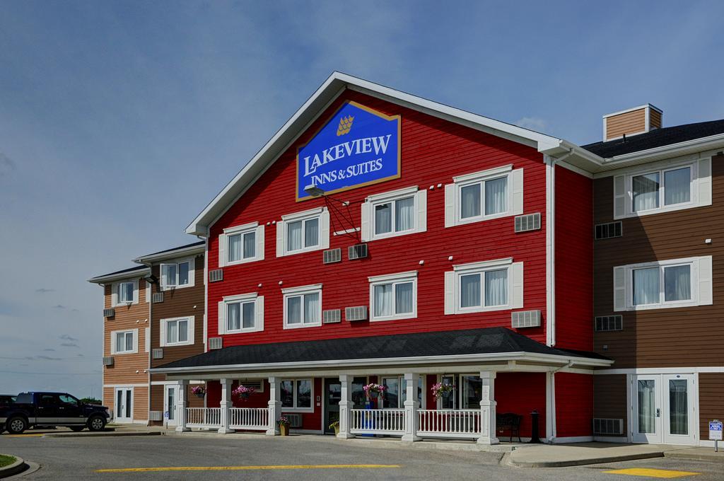 Lakeview Inns & Suites - ברנדון מראה חיצוני תמונה